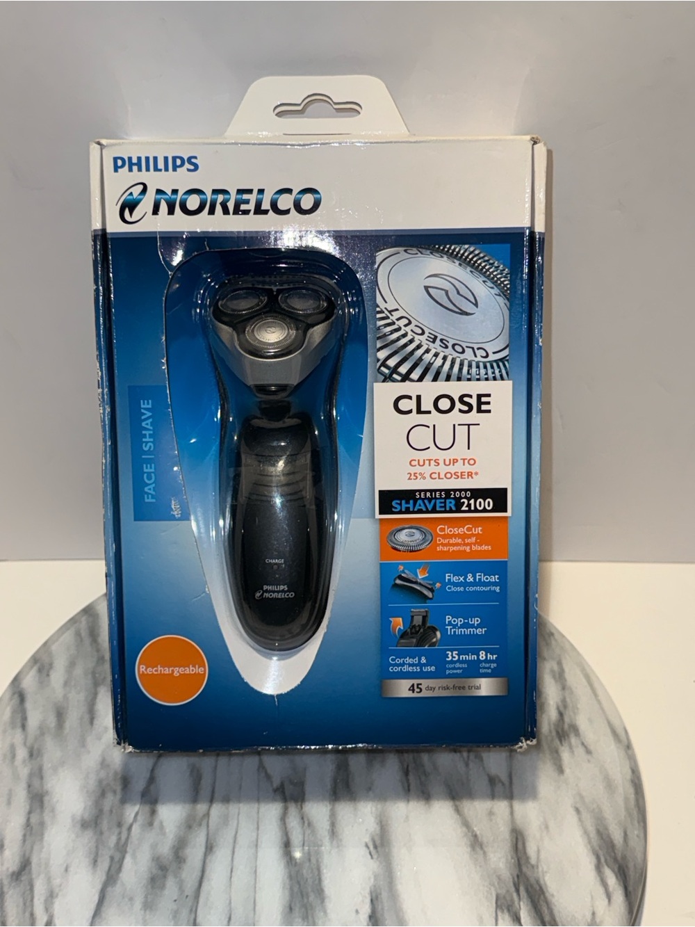 new Philips Norelco 6948XL Electric Shaver Rechargeable Razor CloseCut Cordless